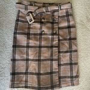 Midi Buttoned split plaid skirt